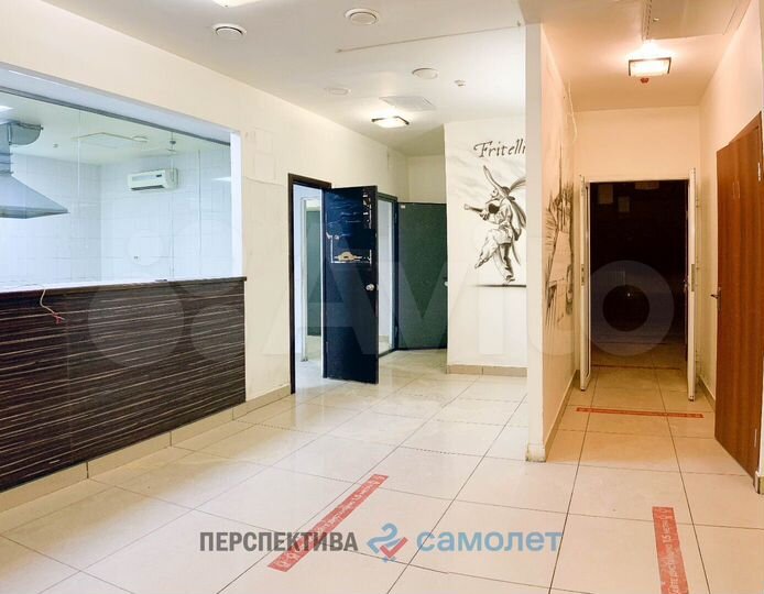 Сдам торговое помещение, 330 м²