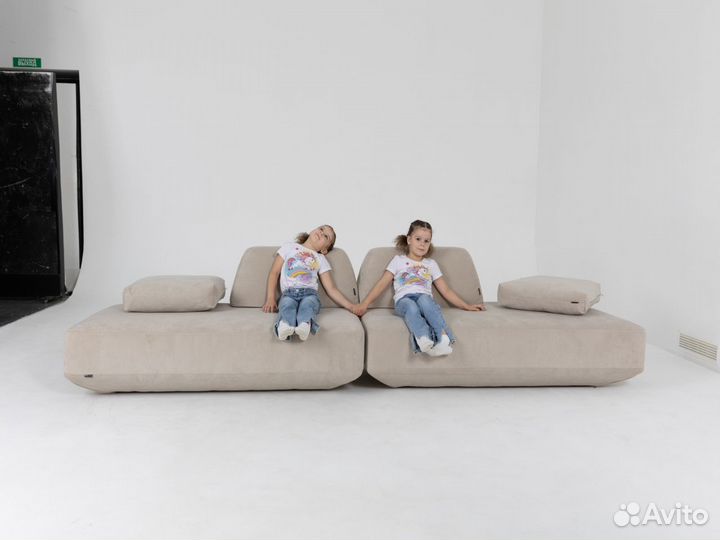 Диван 34502100 мм