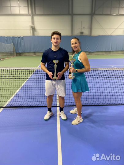 Тренер по большому теннису