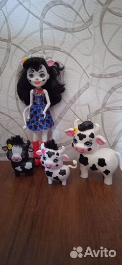 Игровой набор Mattel Enchantimals Кэмбри Коровка