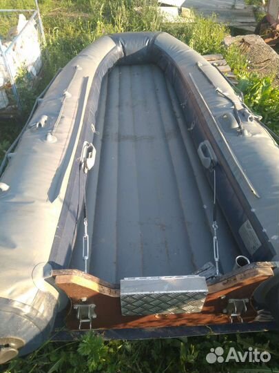 Лодка флагман DK-320 тюнинг