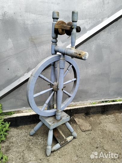 Прялка деревянная старинная