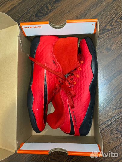 Футзалки nike hypervenom