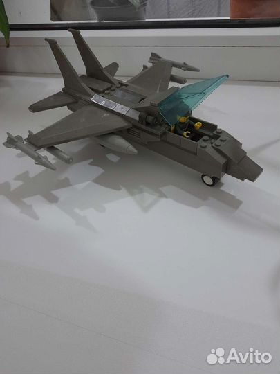 Lego самолет