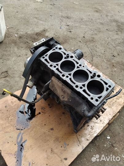 Шорт блок мондео 2 1.8 RKF