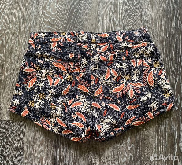 Шорты женские