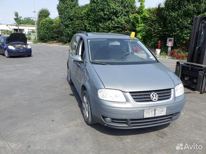 Моторчик омывателя стекла volkswagen touran (1T1