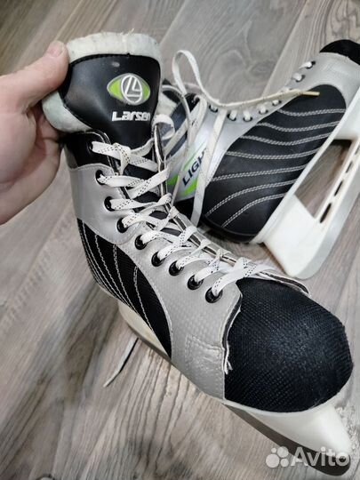 Коньки хоккейные