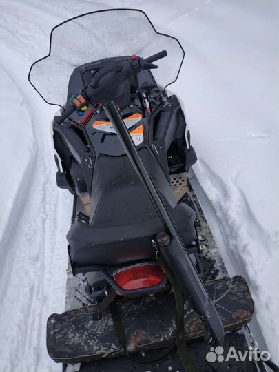 Продам снегоход Stels Ермак 800 двухлыжный