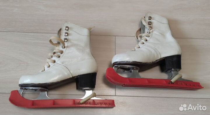 Коньки фигурные детские 30 размер