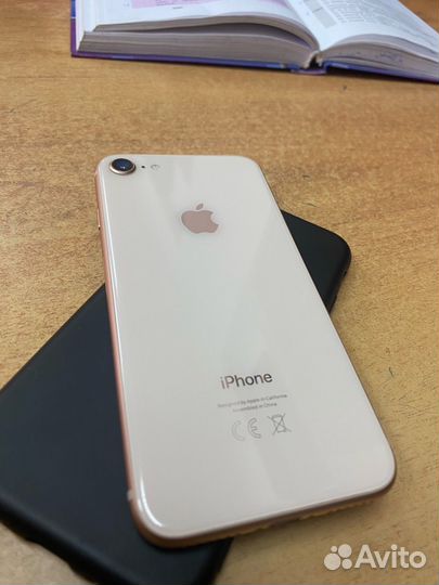 iPhone 8, 64 ГБ