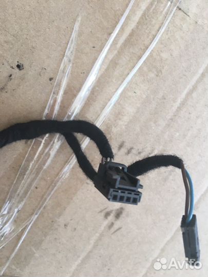 Проводка задней двери Фольксваген Фаэтон(1508)