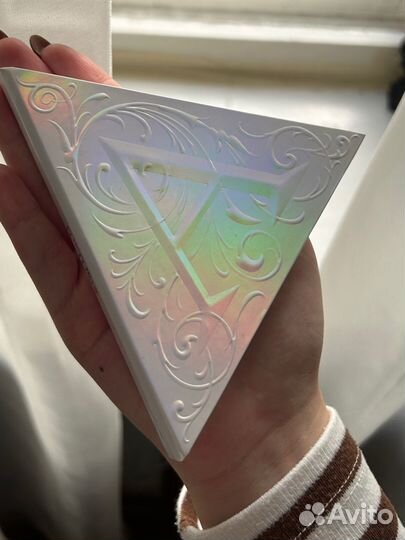 Kat Von D - Alchemist Holographic Palette