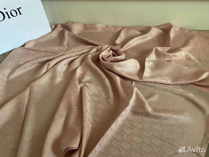 Женский шелковый платок Dior