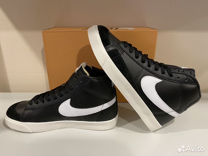 Кроссовки Nike blazer