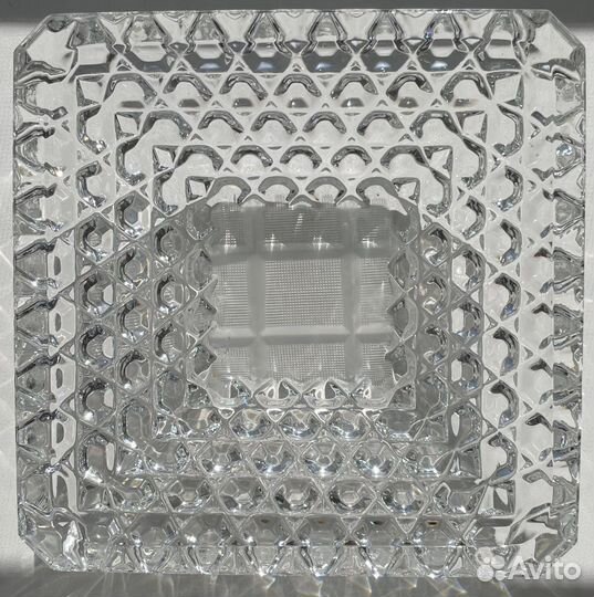 Ваза хрустальная