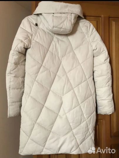Пуховик женский 40 42