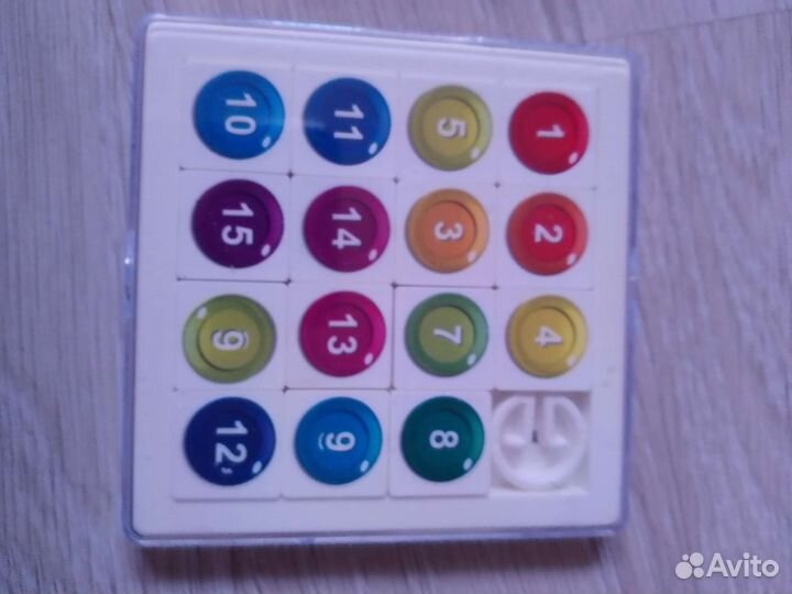 Игра Пятнашки новая