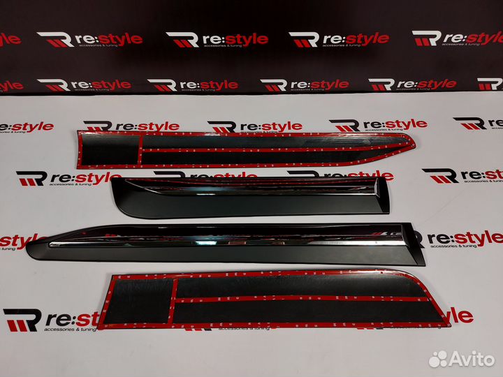 Молдинги дверей Toyota Hilux Pick Up с15г