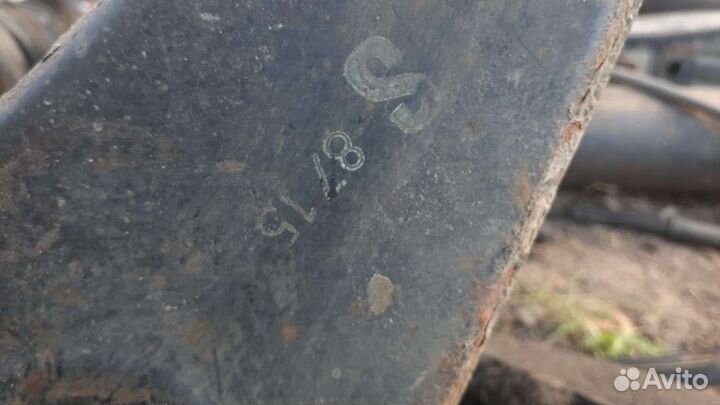 Subaru forester sh рычаг подвески передний левый