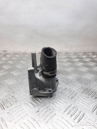 Фланец (тройник) системы охлаждения Ford Focus