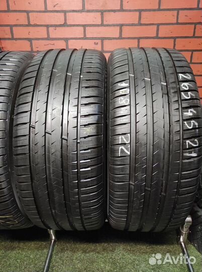 Michelin Pilot Sport 4 265/45 R21 и 295/40 R21 111Y