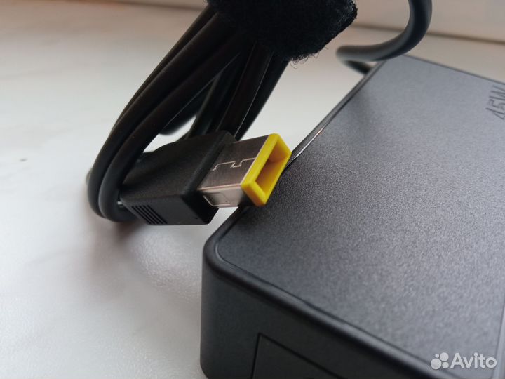 Адаптер(блок питания)