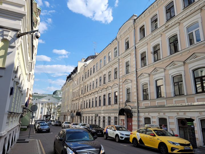 Комната 38,2 м² в 8-к., 3/4 эт.