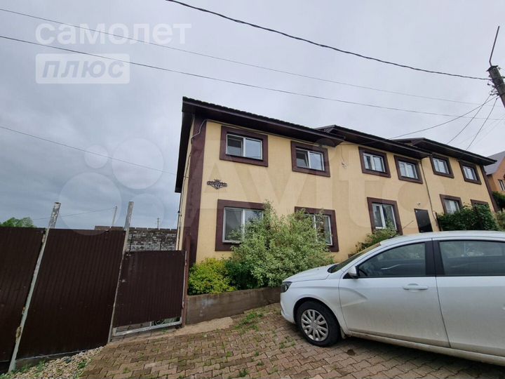 Таунхаус 120 м² на участке 3 сот.