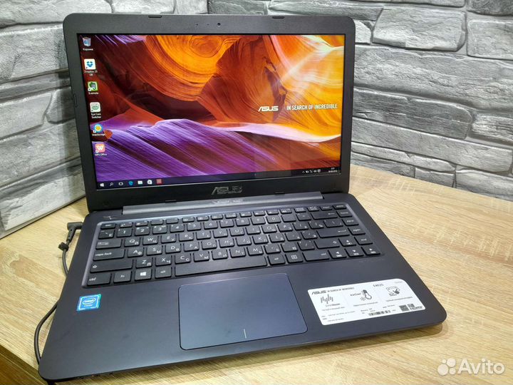 М.21862 Asus E402S 21,6/2/SSD32/HD