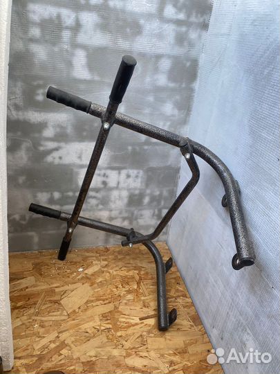 Турник настенный