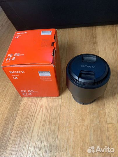 Объектив Sony FE 85mm f/1.8