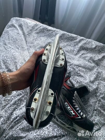Коньки ccm ft490