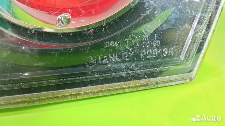 Фонарь внутренний правый для Mazda 3 2003-2009