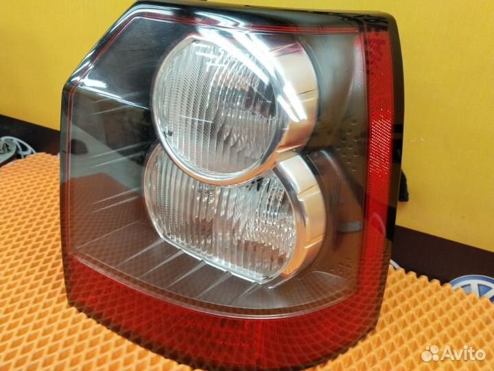 Фонарь задний правый Land Rover Freelander 2 L359