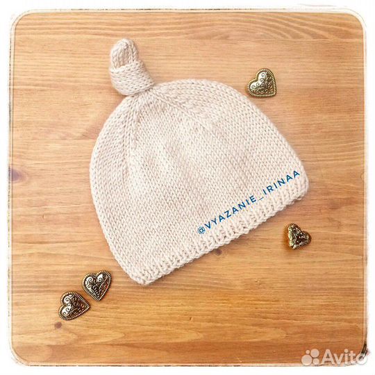 Шапочка вязаная с узелком
