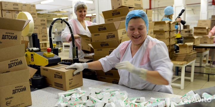 Упаковщик парфюмерии в Пикалево оплата ежедневно