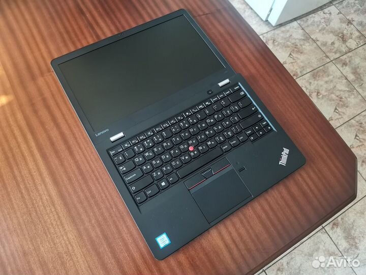 Lenovo ThinkPad 13, i3(6Gen) SSD512 Новая АКБ