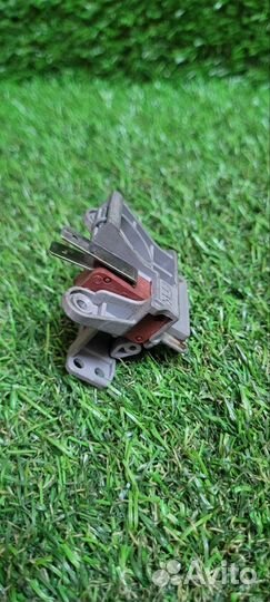 Блокировка замка пмм Indesit / Ariston