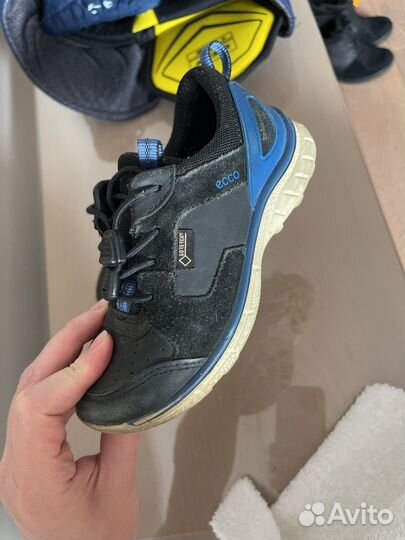 Кроссовки детские Ecco 28