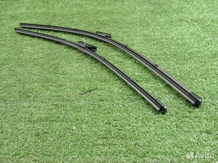 Щетка стеклоочистителя Audi A4 8W 2017г- VAG