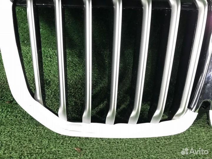 Решетка радиатора BMW X5 G05 (2018-н.в.)