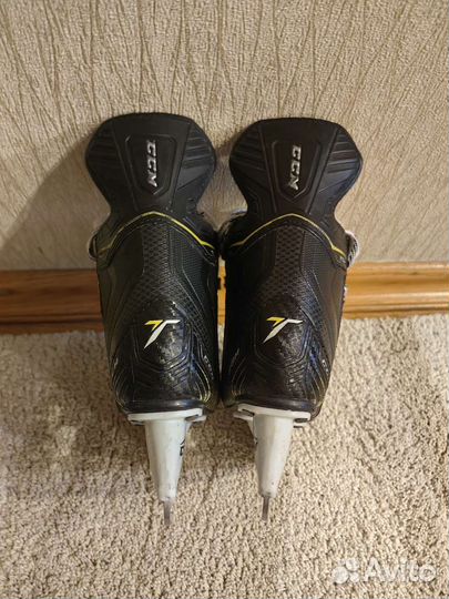 Хоккейные детские коньки