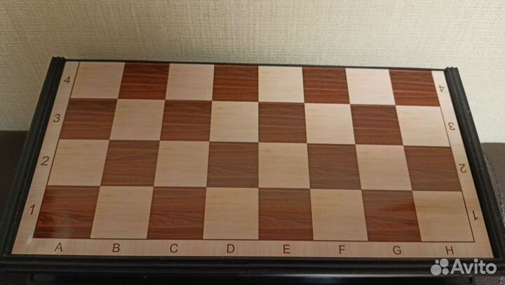 Шахматы на магните