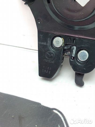 Замок багажника Mazda 3 BL (2008—2011)