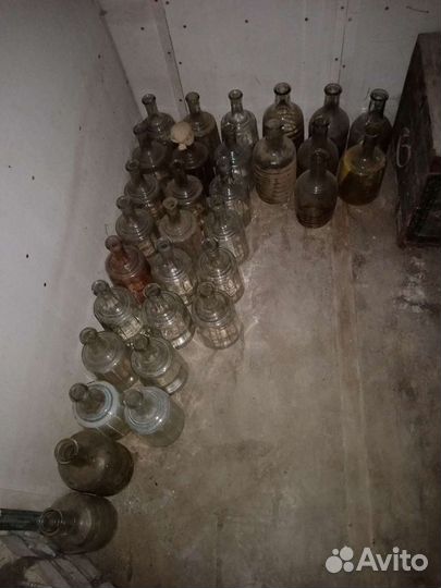 Советские графины из прозрачного стекла без крышек