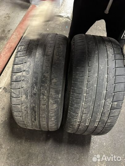 Pirelli Carrier 275/35 R20