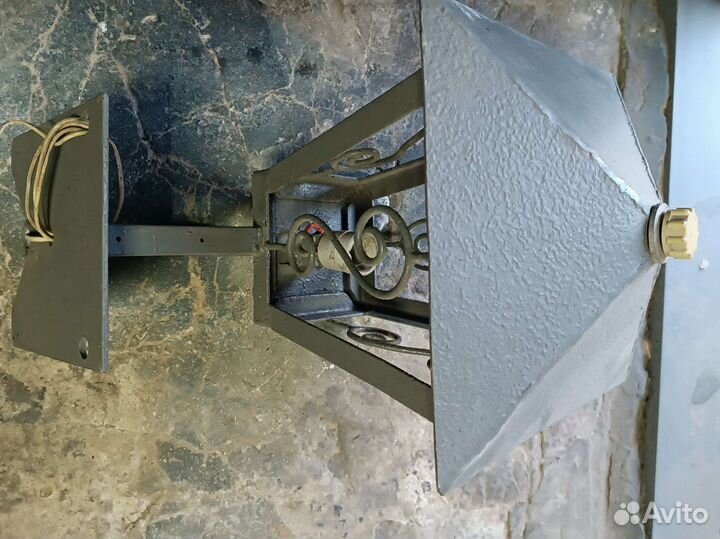 Фонарь уличный