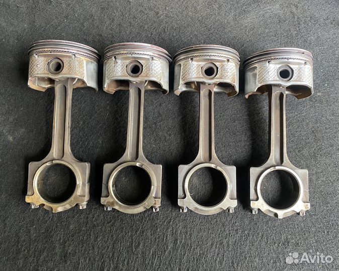 Поршень с шатуном Ford Mondeo 4 2.0 145лс Duratec