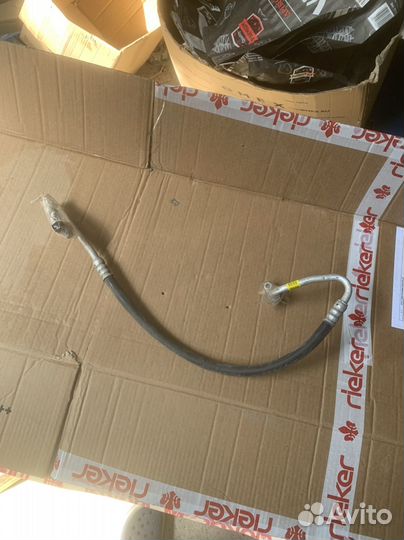 Шланг для кондиционера Kia Optima 3 10-15 гв